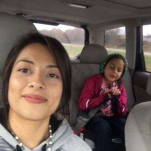 Meet your Posher, Claudia